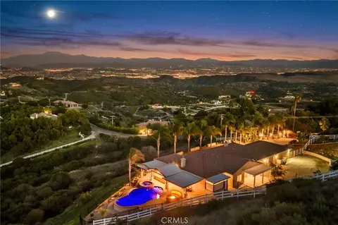 40055 Valle Vis, Murrieta, CA 92562