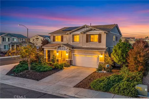 28306 Pewter Ct, Menifee, CA 92584