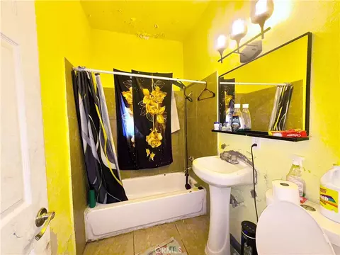 Bath - 13407 Aster, Trona, CA 93562 photo 1 of 1
