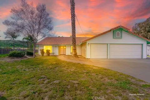 669 N Meridian, Hemet, CA 92544
