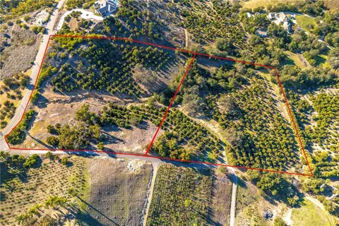 14 Via Vaquero Rd, Temecula, CA 92590