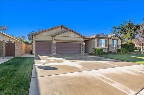 29351 Castaway Ct, Menifee, CA 92585