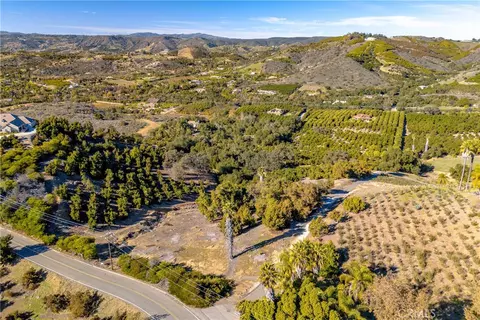 13 Via Vaquero, Temecula, CA 92590 photo 2