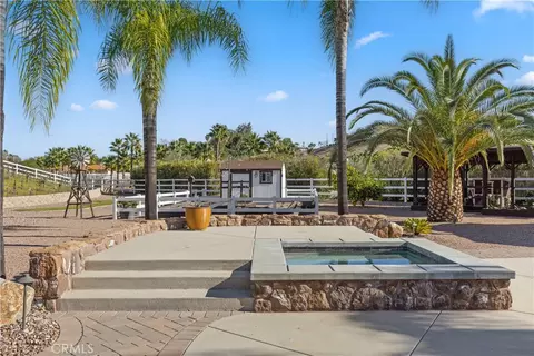 Exterior - 41570 Avenida Bordeaux, Temecula, CA 92592 photo 7 of 16