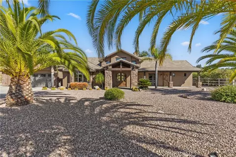 Exterior - 41570 Avenida Bordeaux, Temecula, CA 92592 photo 14 of 16