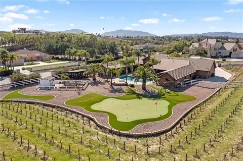View/Area - 41570 Avenida Bordeaux, Temecula, CA 92592 photo 1 of 7