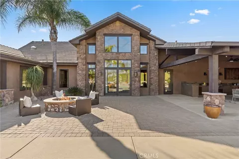 Exterior - 41570 Avenida Bordeaux, Temecula, CA 92592 photo 4 of 16