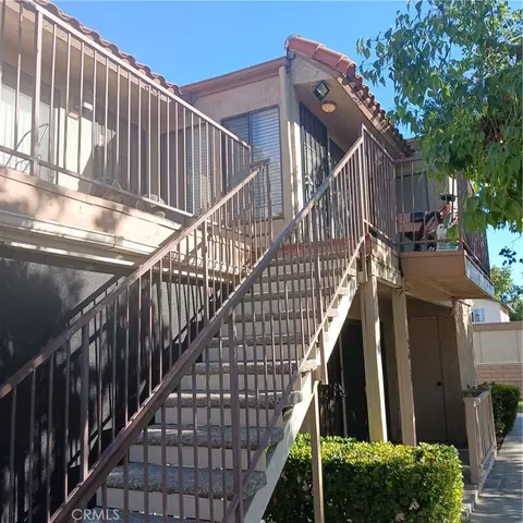 2433 W Acacia Ave, Hemet, CA 92545