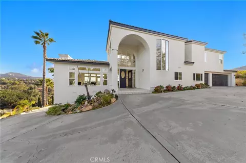 1522 Maxwell Ln, Vista, CA 92084