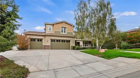 16718 Catalonia Dr, Riverside, CA 92504
