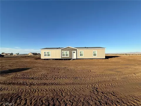 12823 Atsina Rd, Phelan, CA 92371
