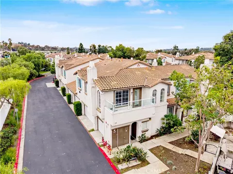 293 Reef Point Way #6, Oceanside, CA 92058