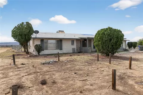 22575 Papago Rd, Apple Valley, CA 92307