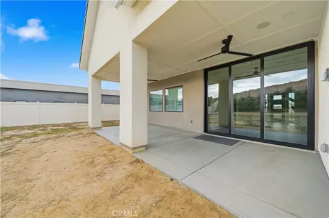 Exterior - 32225 Daybrook Ter, Temecula, CA 92591 photo 5 of 12