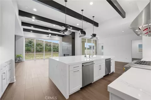 Kitchen - 32225 Daybrook Ter, Temecula, CA 92591 photo 4 of 4