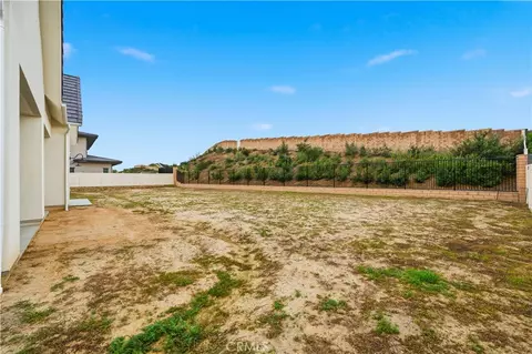 Exterior - 32225 Daybrook Ter, Temecula, CA 92591 photo 7 of 12
