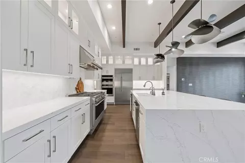 Kitchen - 32225 Daybrook Ter, Temecula, CA 92591 photo 3 of 4
