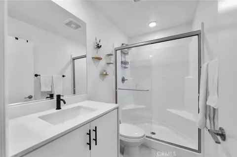 Bath - 303 Sweet Pl, Fallbrook, CA 92028 photo 1 of 3