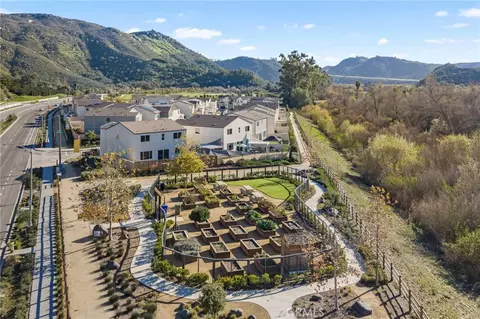 View/Area - 303 Sweet Pl, Fallbrook, CA 92028 photo 12 of 15