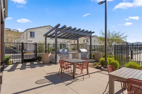 Exterior - 303 Sweet Pl, Fallbrook, CA 92028 photo 5 of 5