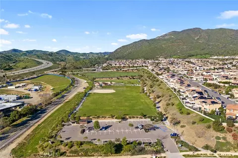 View/Area - 303 Sweet Pl, Fallbrook, CA 92028 photo 6 of 15
