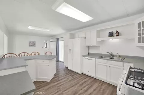 22780 Skylink, Canyon Lake, CA 92587