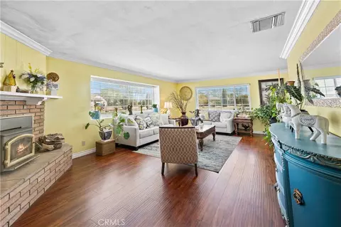 Living - 14636 Choco Rd, Apple Valley, CA 92307 photo 1 of 3