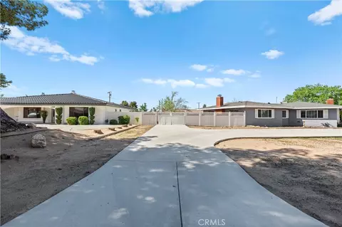 Exterior - 14636 Choco Rd, Apple Valley, CA 92307 photo 3 of 11