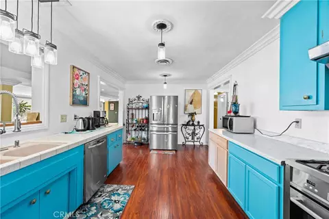 Kitchen - 14636 Choco Rd, Apple Valley, CA 92307 photo 2 of 4