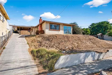 1205 W Pottery, Lake Elsinore, CA 92530