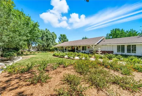 30605 De Portola Rd, Temecula, CA 92592