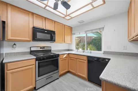 Kitchen - 42230 Cosmic, Temecula, CA 92592 photo 3 of 4