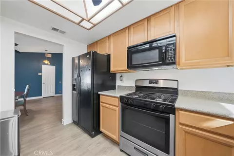 Kitchen - 42230 Cosmic, Temecula, CA 92592 photo 4 of 4