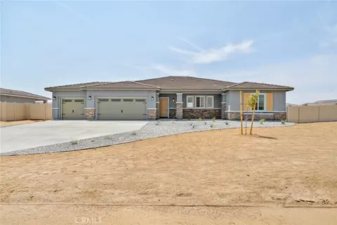14891 Desert Lily Ct, Apple Valley, CA 92307
