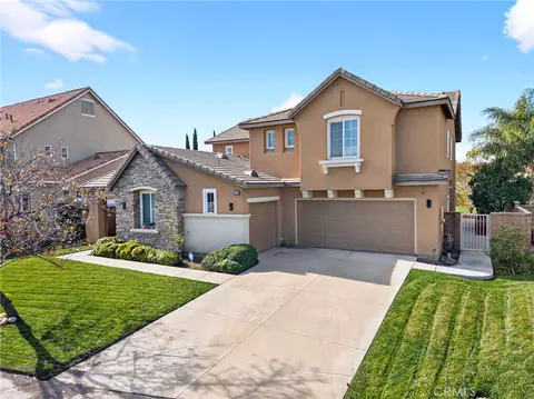 43901 Running Brk, Temecula, CA 92592