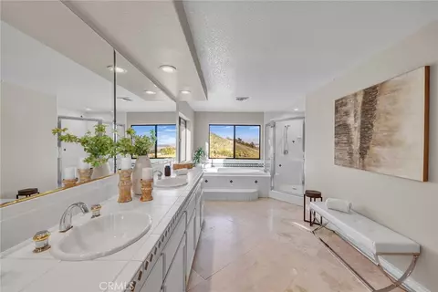 Bath - 42253 Via Nortada, Temecula, CA 92590 photo 9 of 10