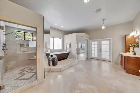 Bath - 42253 Via Nortada, Temecula, CA 92590 photo 1 of 10