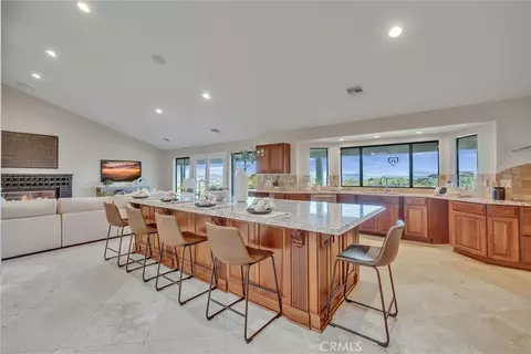 Kitchen - 42253 Via Nortada, Temecula, CA 92590 photo 8 of 9