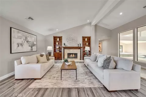 Living - 42253 Via Nortada, Temecula, CA 92590 photo 5 of 6