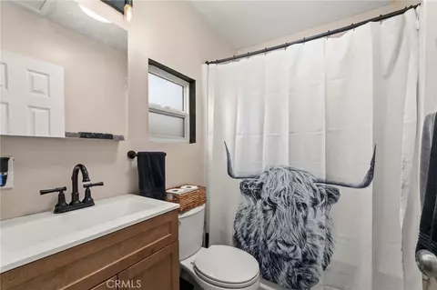 Bath - 35217 Avenue C, Yucaipa, CA 92399 photo 2 of 2