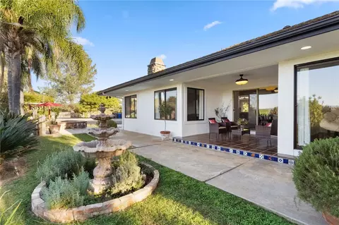 Exterior - 1650 Winterwarm Dr, Fallbrook, CA 92028 photo 9 of 21