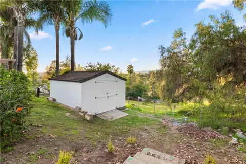 Exterior - 1650 Winterwarm Dr, Fallbrook, CA 92028 photo 15 of 21
