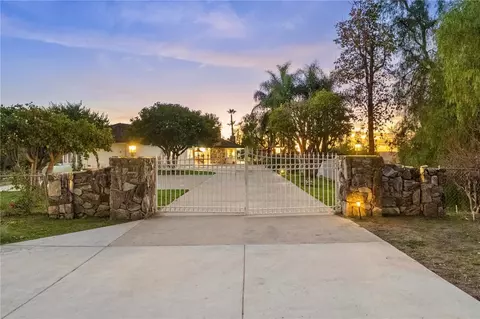 Exterior - 1650 Winterwarm Dr, Fallbrook, CA 92028 photo 20 of 21