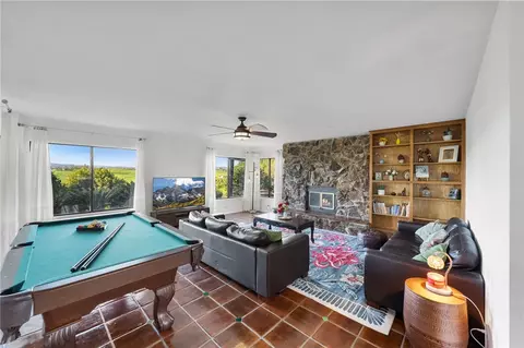 Living - 1650 Winterwarm Dr, Fallbrook, CA 92028 photo 1 of 3