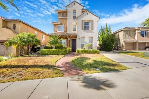 Exterior - 44364 Kingston, Temecula, CA 92592 photo 1 of 4