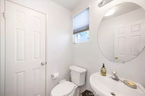 Bath - 44364 Kingston, Temecula, CA 92592 photo 2 of 3
