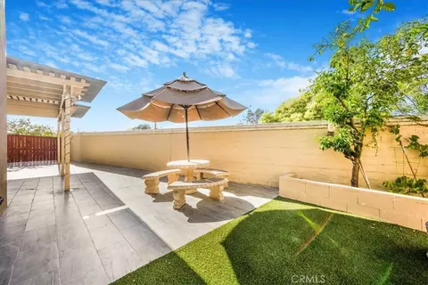 Exterior - 44364 Kingston, Temecula, CA 92592 photo 3 of 4