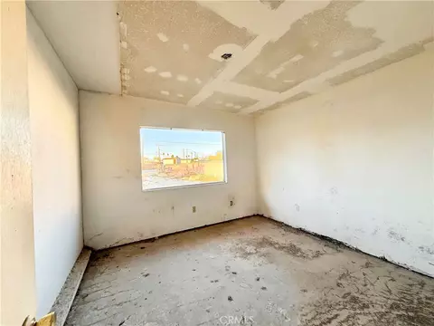 Bedroom - 13807 Carson, Trona, CA 93562 photo 4 of 6