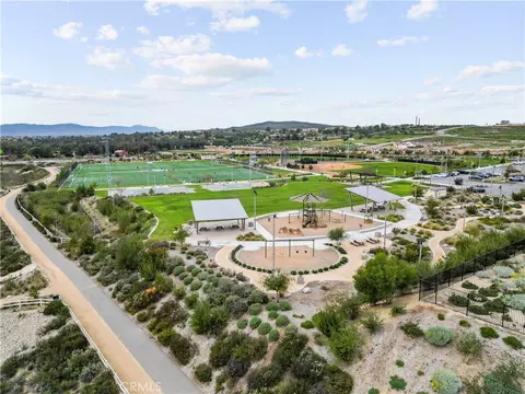 View/Area - 32385 Brunello, Temecula, CA 92591 photo 13 of 14