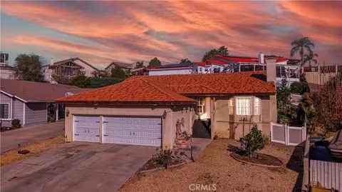 22196 Hoofbeat Way, Canyon Lake, CA 92587